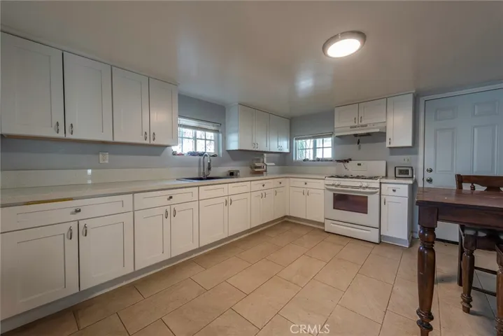 27540 Monroe Avenue, Menifee, California 92585