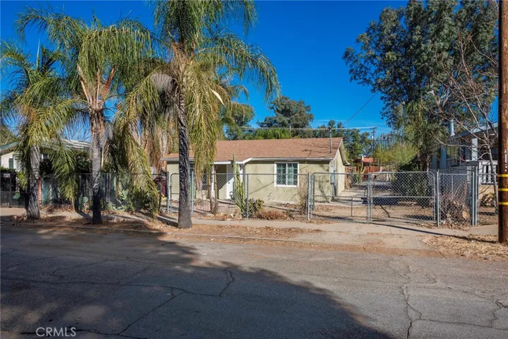 27540 Monroe Avenue, Menifee, California 92585