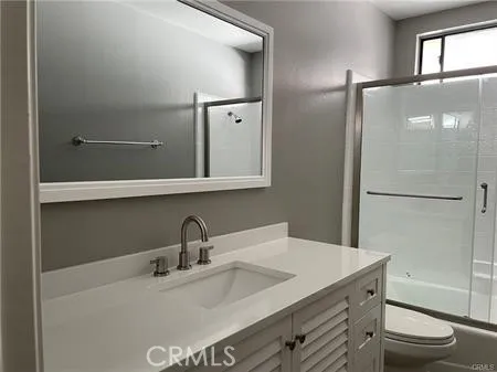 3844 Lost Springs Drive, Calabasas, California 91301