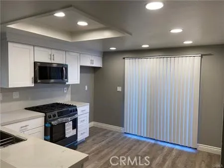 3844 Lost Springs Drive, Calabasas, California 91301