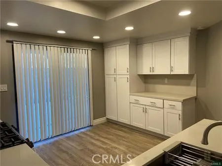 3844 Lost Springs Drive, Calabasas, California 91301
