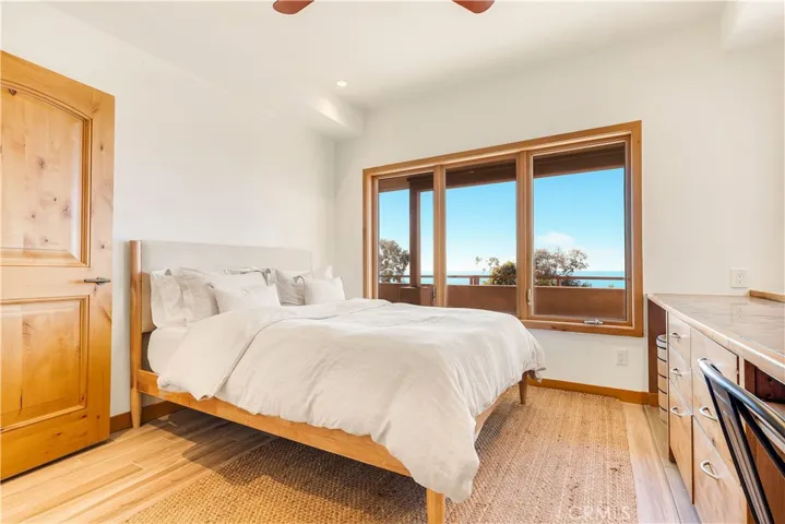 206 Grandview Street, Laguna Beach, California 92651