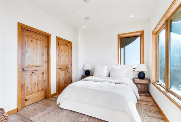 206 Grandview Street, Laguna Beach, California 92651