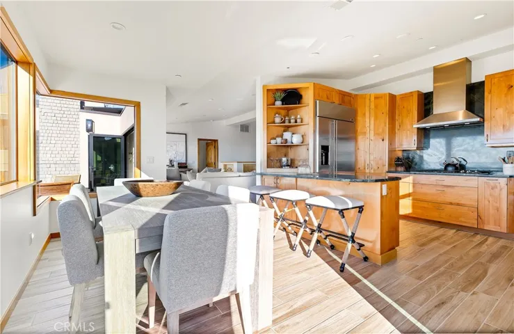 206 Grandview Street, Laguna Beach, California 92651