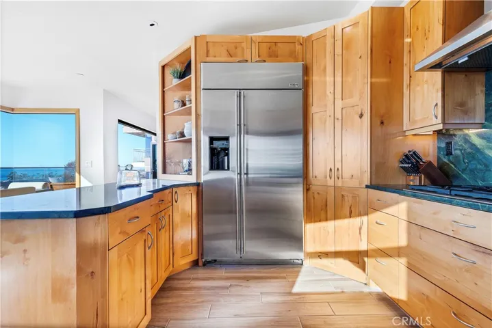 206 Grandview Street, Laguna Beach, California 92651