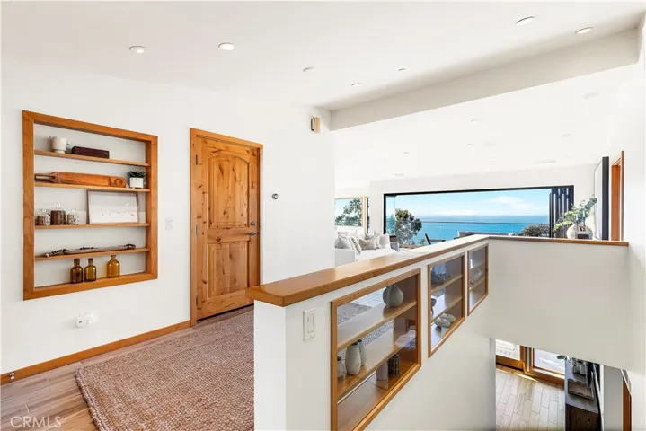 206 Grandview Street, Laguna Beach, California 92651