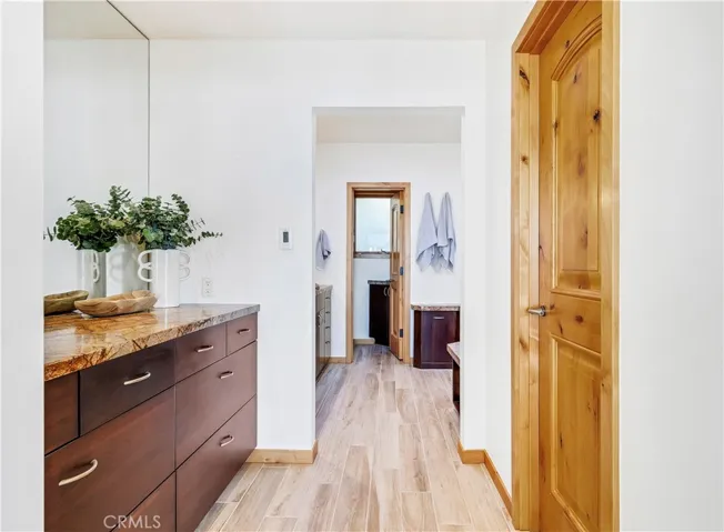 206 Grandview Street, Laguna Beach, California 92651