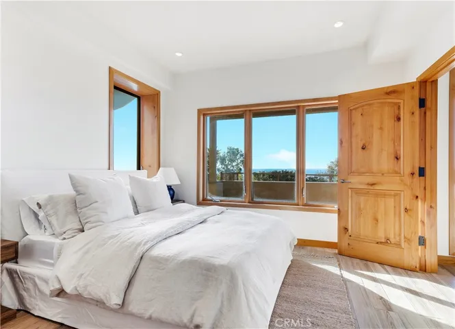 206 Grandview Street, Laguna Beach, California 92651