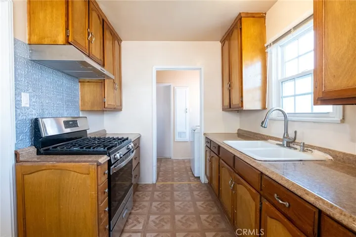 625 S 3rd St, Montebello, California 90640