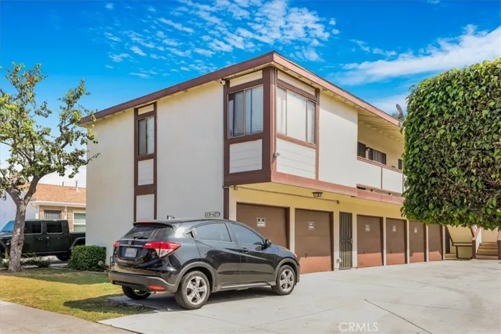 419 N Eastwood Avenue, Santa Ana, California 92701