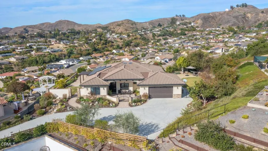 77-web-or-mls-UpmarketMedia-7155Ridg-aer