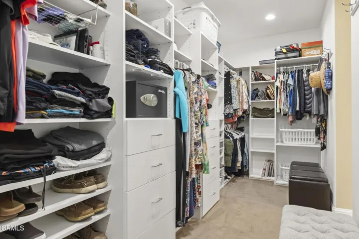 37-web-or-mls-UpmarketMedia-7155Rid-63