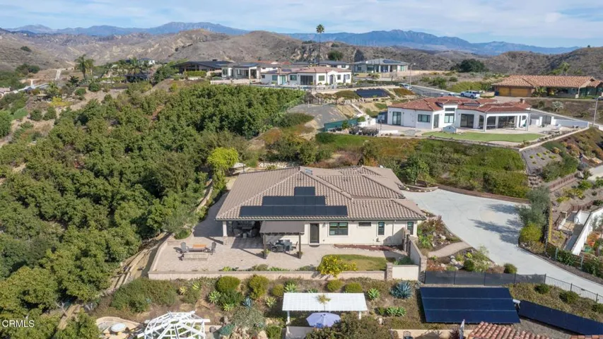82-web-or-mls-UpmarketMedia-7155Ridg-aer