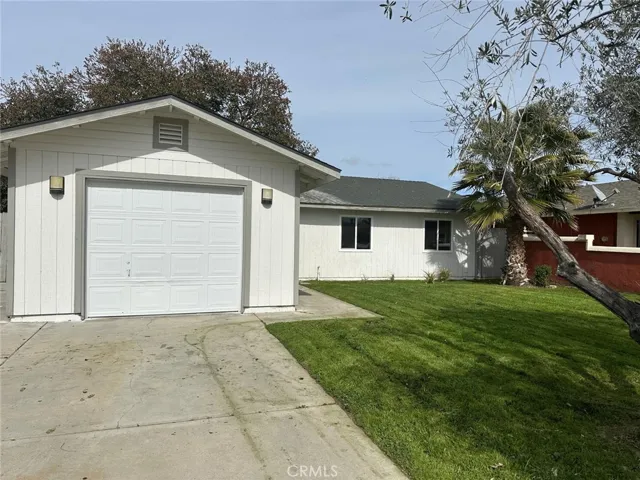749 Anita Avenue, Delano, California 93215
