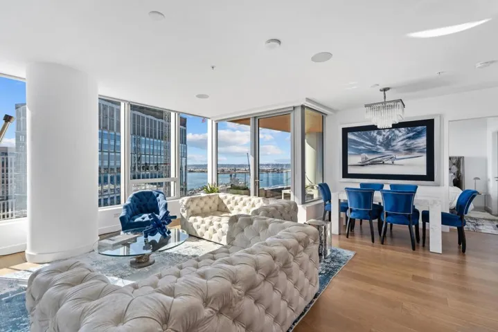888 W E Street 1903, San Diego, California 92101