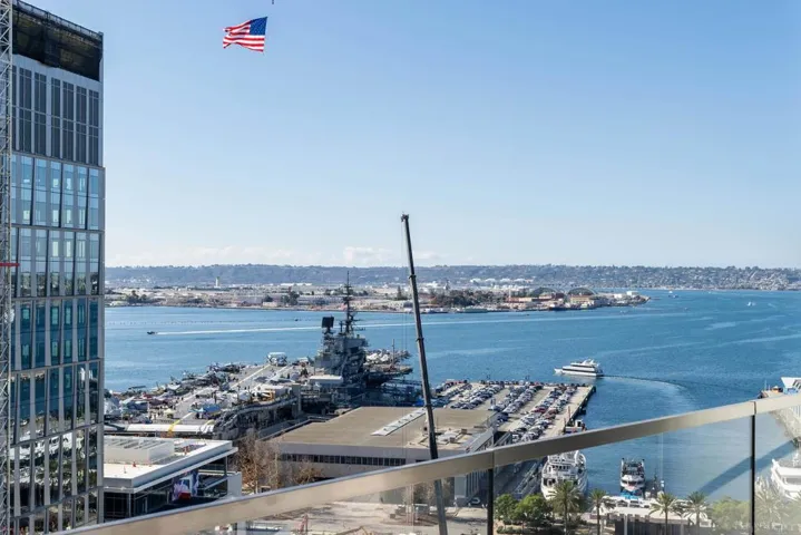 888 W E Street 1903, San Diego, California 92101