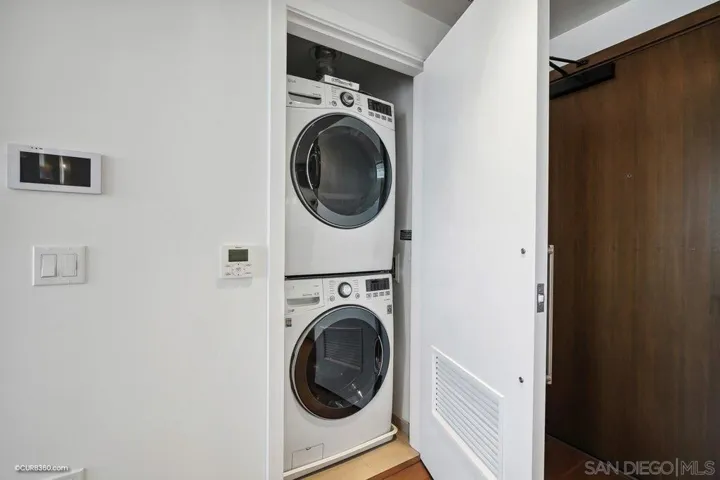 888 W E Street 1903, San Diego, California 92101