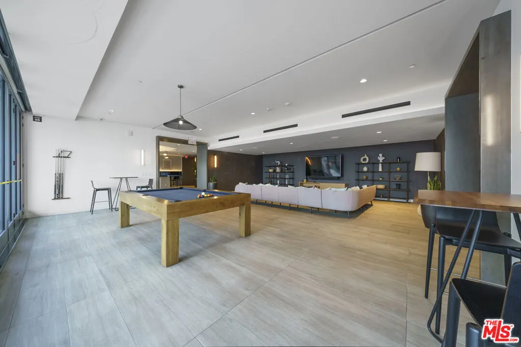 110 S Grand Avenue A703, Los Angeles, California 90015 home-pic-41