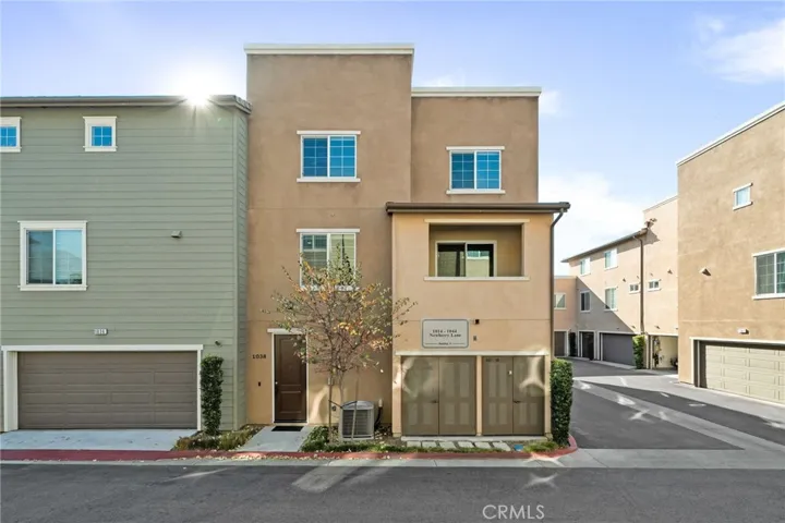 1038 Newberry Lane, Claremont, California 91711