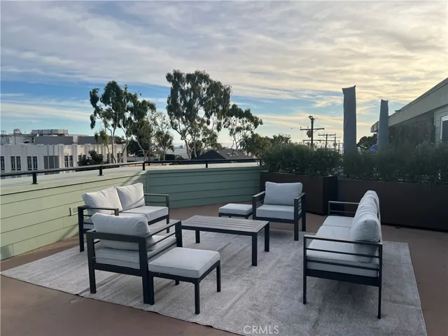 312 Broadway 6, Laguna Beach, California 92651
