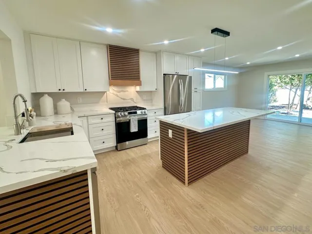 11560 Polaris Dr, San Diego, California 92126