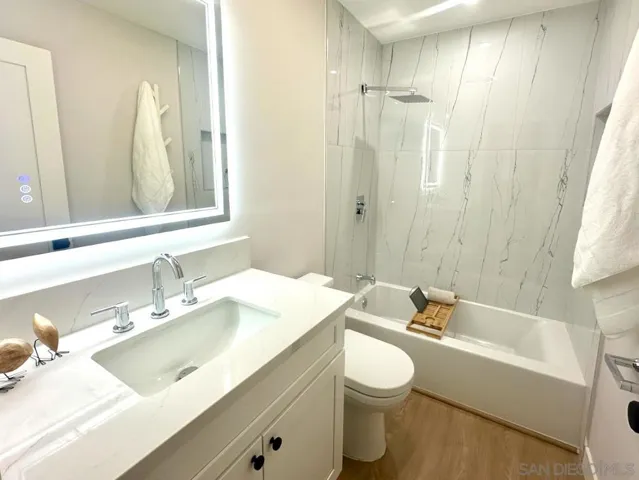 11560 Polaris Dr, San Diego, California 92126