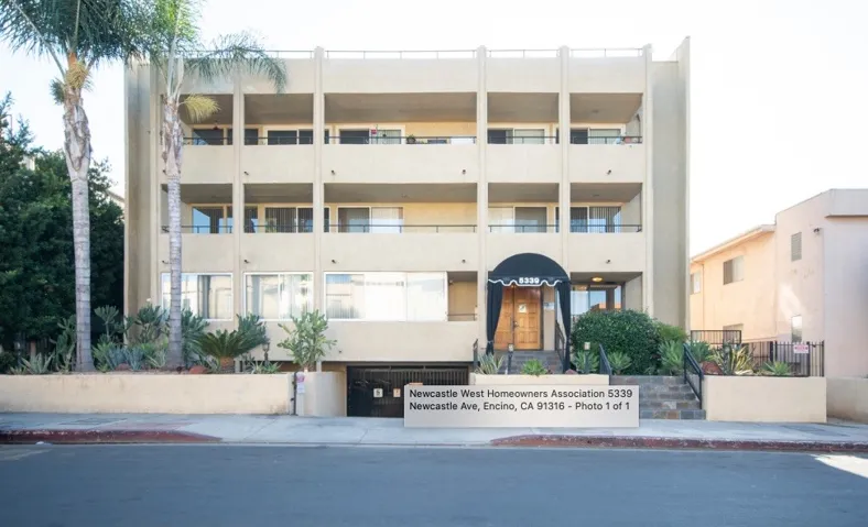 5339 Newcastle Avenue 112, Encino, California 91316