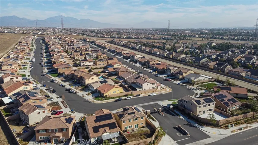 15537 Parry Peak Dr, Fontana, California 92336