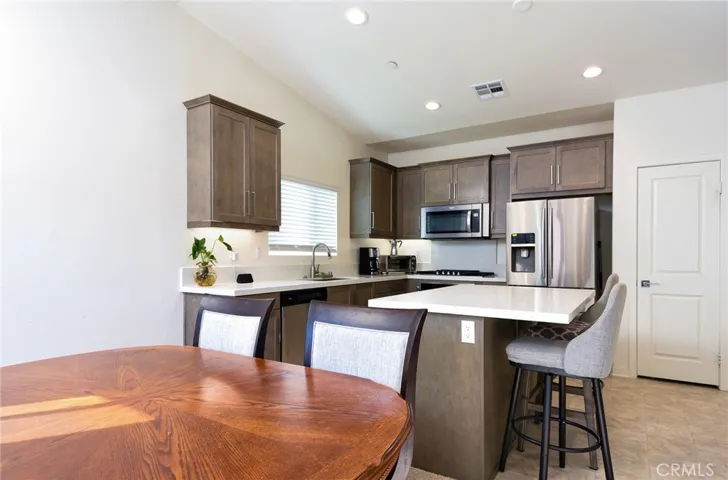 15537 Parry Peak Dr, Fontana, California 92336