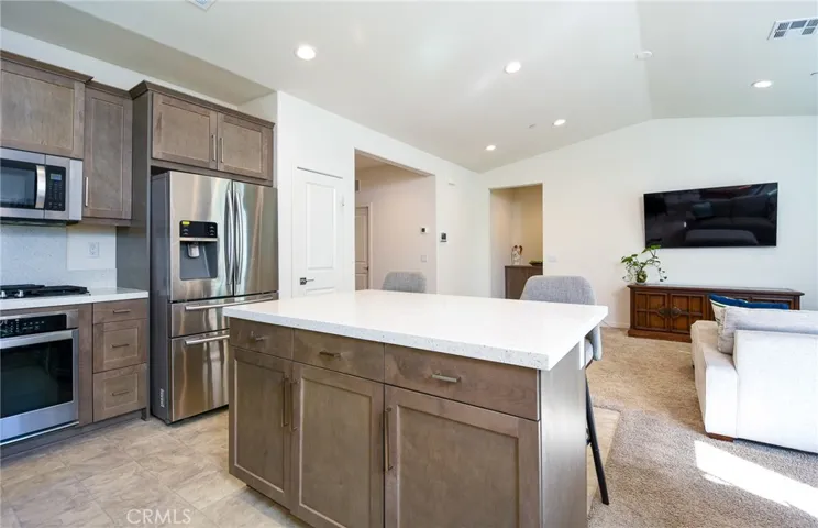 15537 Parry Peak Dr, Fontana, California 92336