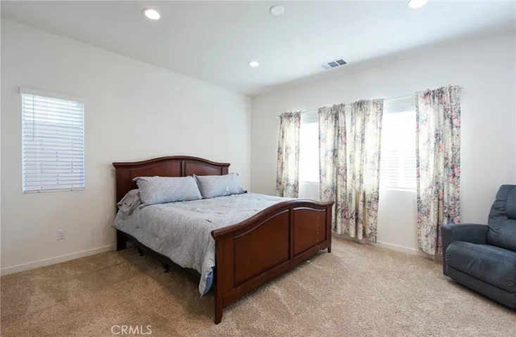 15537 Parry Peak Dr, Fontana, California 92336