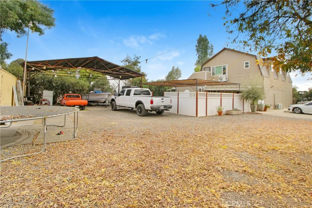 30640 Old Windmill Road, Menifee, California 92584 home-pic-10