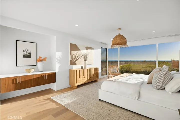 1921 Sabrina, Corona Del Mar, California 92625
