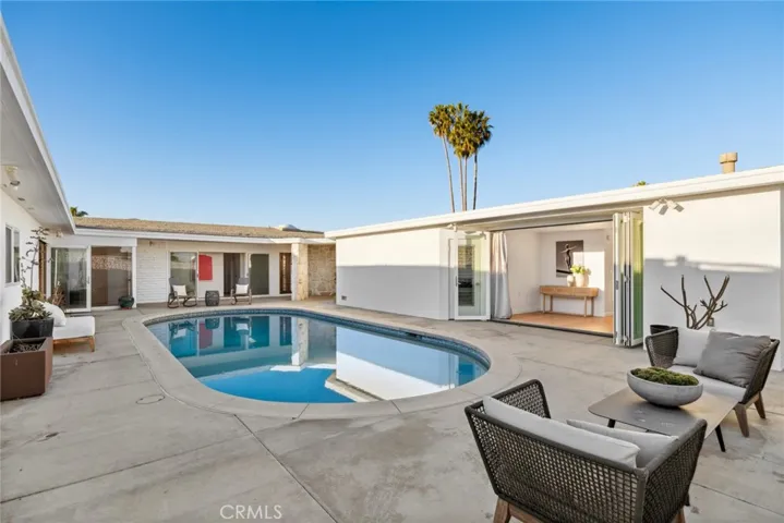 1921 Sabrina, Corona Del Mar, California 92625