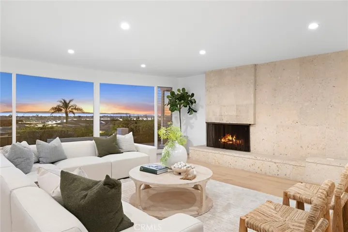 1921 Sabrina, Corona Del Mar, California 92625