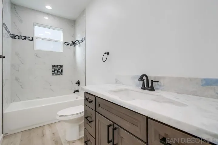 4325 4331 Clairemont Dr, San Diego, California 92117