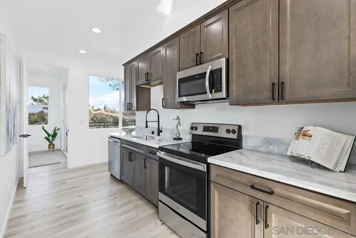 4325 4331 Clairemont Dr, San Diego, California 92117