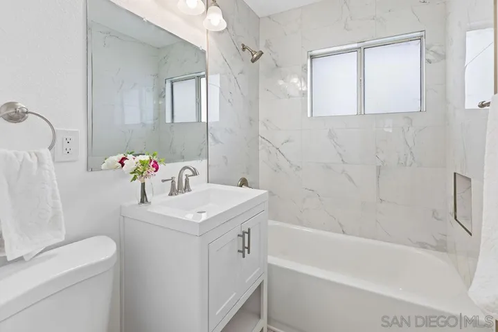 4325 4331 Clairemont Dr, San Diego, California 92117