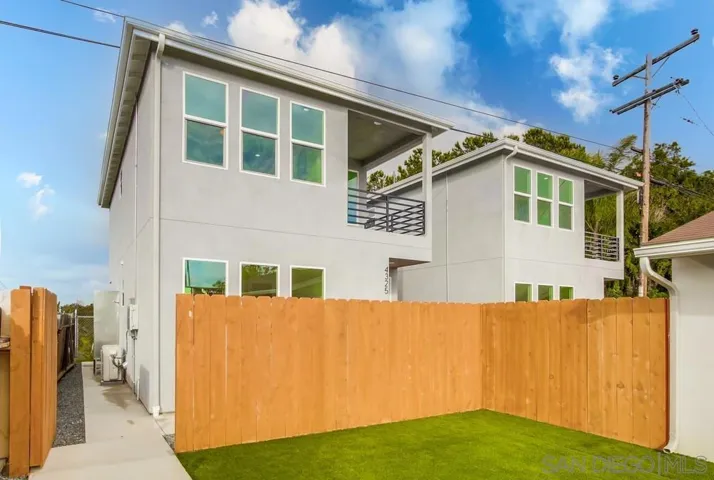 4325 4331 Clairemont Dr, San Diego, California 92117