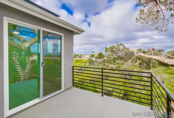 4325 4331 Clairemont Dr, San Diego, California 92117