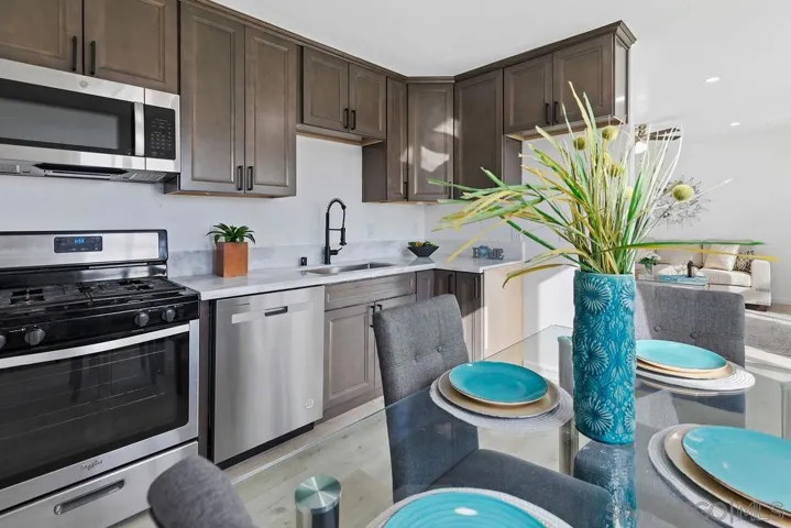 4325 4331 Clairemont Dr, San Diego, California 92117
