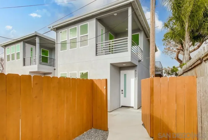 4325 4331 Clairemont Dr, San Diego, California 92117