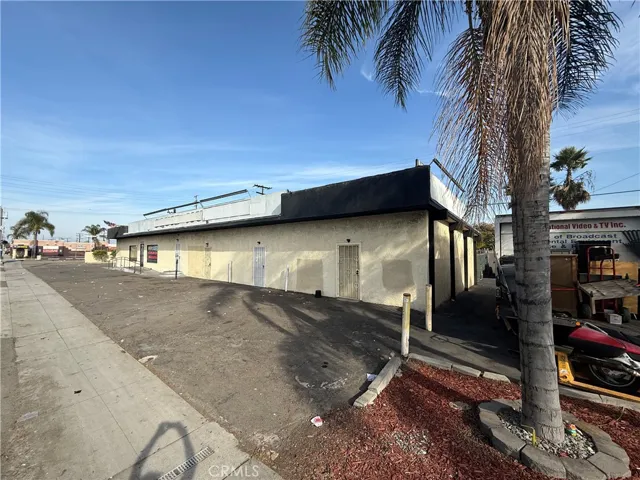 10742 Beach Boulevard, Stanton, California 90680