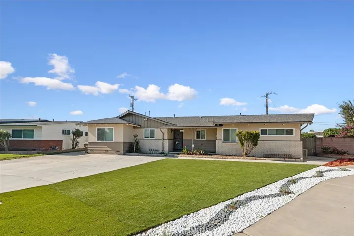 11121 Vinevale Street, Garden Grove, California 92841