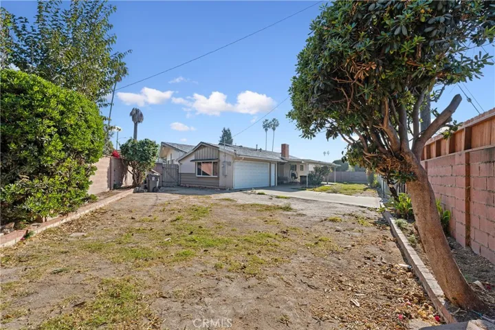 11121 Vinevale Street, Garden Grove, California 92841