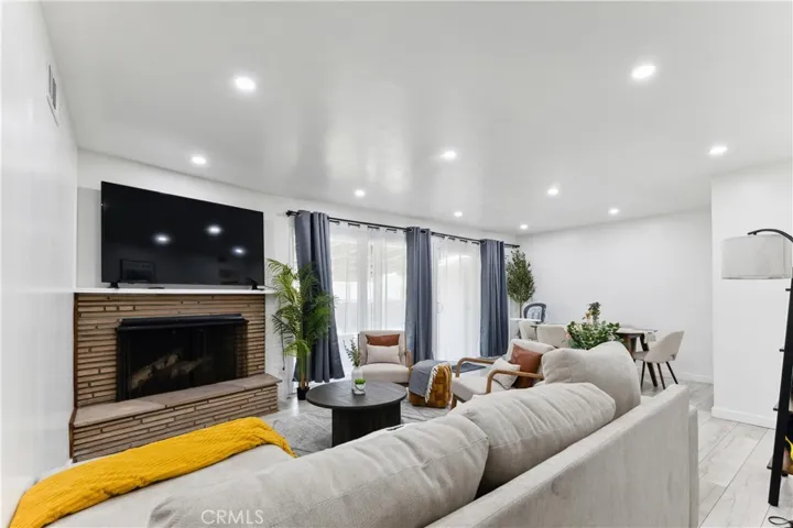 11121 Vinevale Street, Garden Grove, California 92841