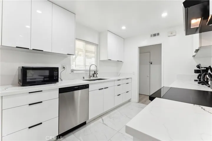 11121 Vinevale Street, Garden Grove, California 92841