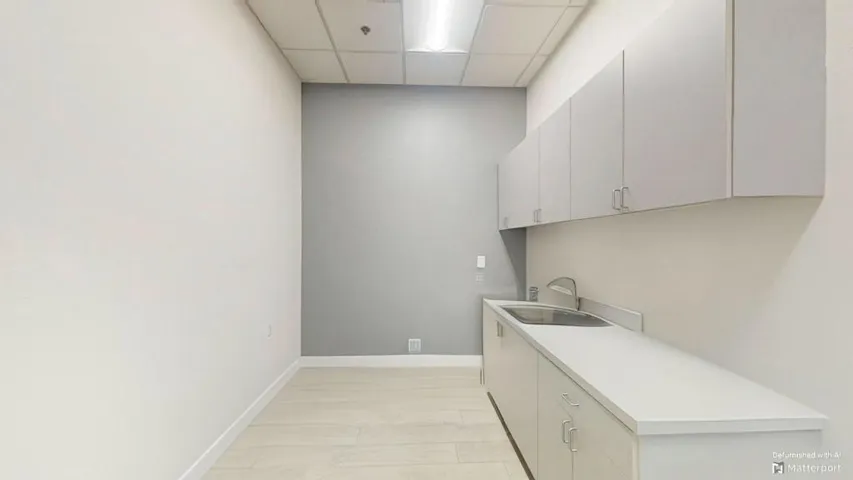 Unfurnished Kitchenette/Pantry