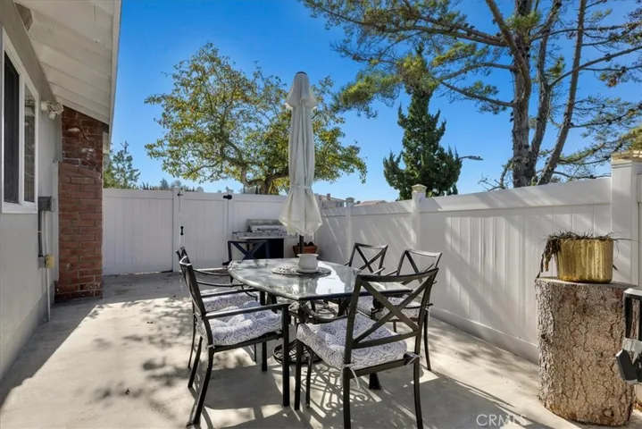28717 Seamount Drive, Rancho Palos Verdes, California 90275