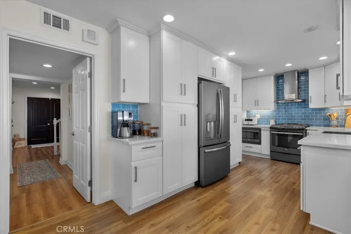 28717 Seamount Drive, Rancho Palos Verdes, California 90275